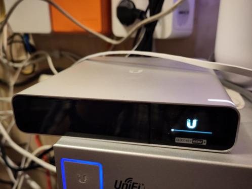 Ubiquiti UniFi Cloud Key G2 Plus