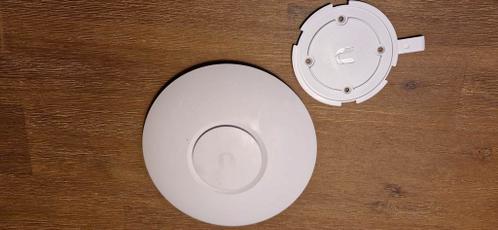 Ubiquiti UniFi nanoHD accespoint