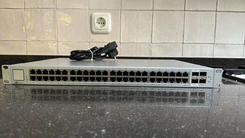 Ubiquiti UniFi Switch 48 Ports ( let op geen Poe)