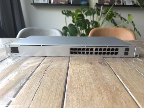 Ubiquiti UniFi Switch Gen 2 - 24 port 95W POE - netwerk