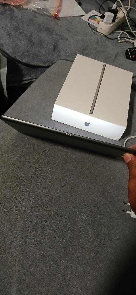 Uitstekende iPad 9, gloednieuw