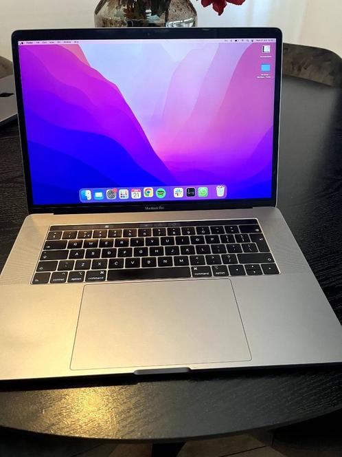 Uitstekende MacBook pro 15-inch, 2018 touchbar te koop