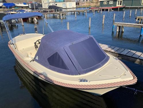  Ultieme Watersportbeleving - Oud Huijzer 575 Luxury 2017