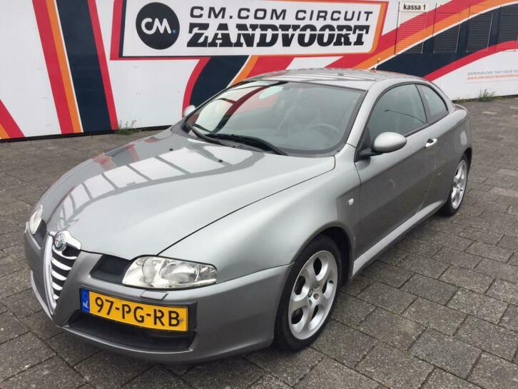 Uniek mooie Alfa GT 2.0 JTS nwe motor 93000km gereden 2004