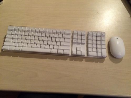 Uniek origineel apple wireless keybord en muis