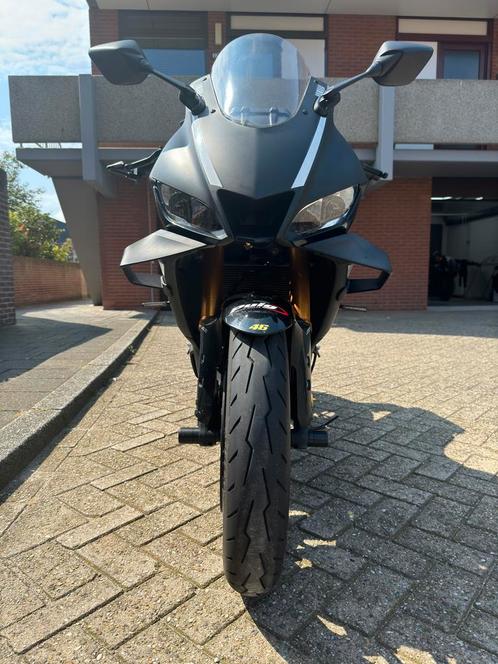 Unieke 2019 Yamaha R3 met full system Akrapovic