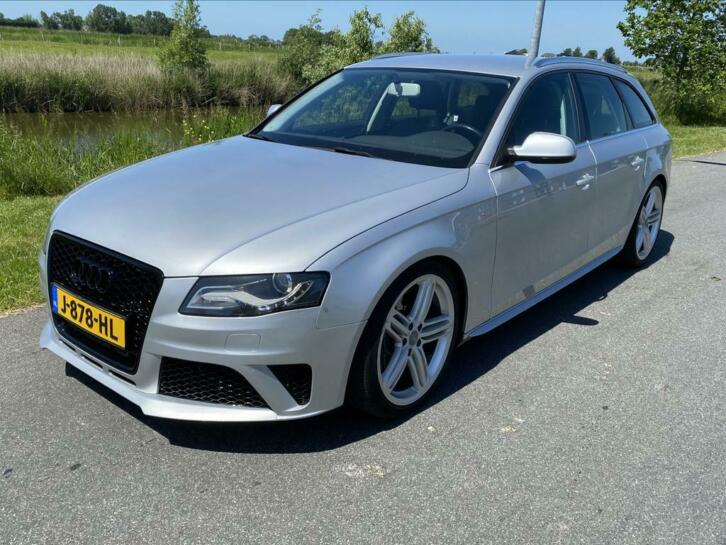 Unieke Audi A4 3.0 V6 S Line Quattro in RS uitvoering