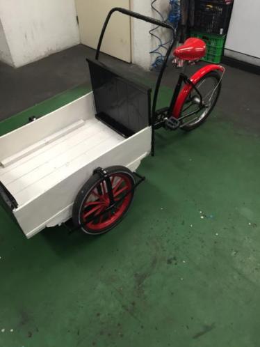 Unieke Bakfiets voor kinderen of decoratie