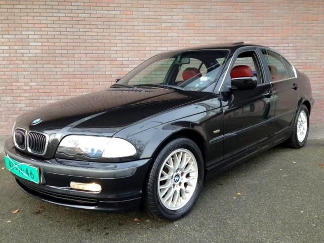 Unieke Bmw 323 i Sedan m0392000 LeerDakXenonAircoboekjes