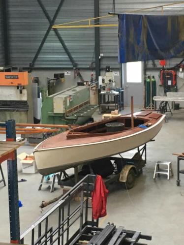 Unieke BRUYNZEELVALK met Nmr 182 en papieren erbij