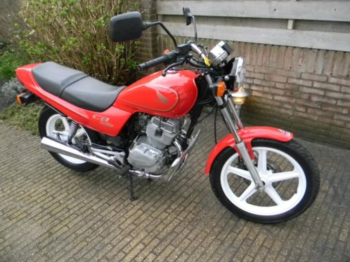 Unieke Honda CB 250 TWO FIFTY