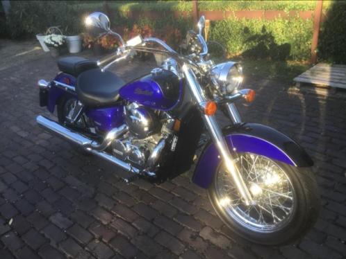 Unieke Honda Shadow VT 750 Aero met 500 Miles op de teller.