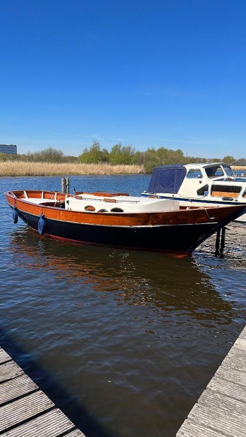 Unieke stalen quotQulletquot sloep met kajuit (9 meter)