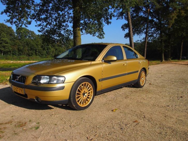 Unieke volvo s60 2.4 Turbo 200pk AUT G3 LPG NAP vol opties