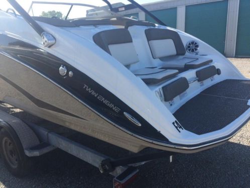 Unieke yamaha jet boot 242 limited s 