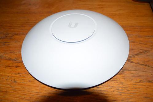 UniFi AC HD