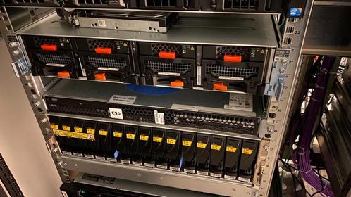 Unified Block and File VNX 5300 for parts or repair.