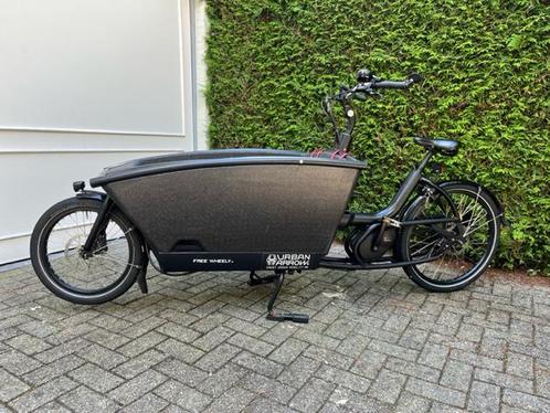 Urban Arrow bakfiets by Free Wheely.