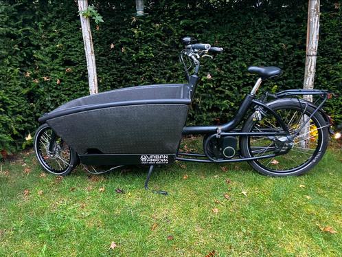 Urban Arrow bakfiets zwart