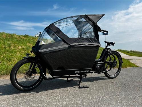 Urban Arrow bakfiets zwart performance line 2022 1800km