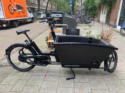 Urban Arrow Family Active Bakfiets (Black)