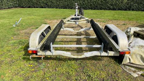 Usa aluminum boot trailer 6-7 meters