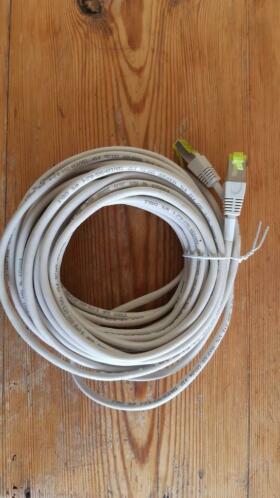 UTP kabel 10 meter, nieuw.