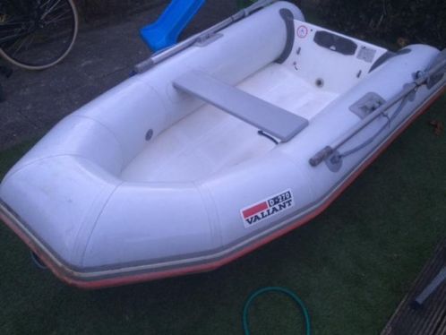 valiant 270 rib boot