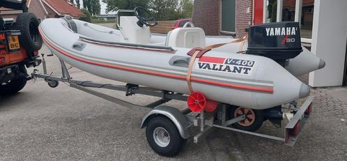 Valiant V400 rubber console boot met trailer