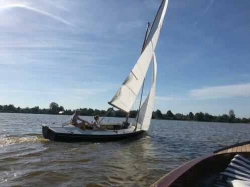 Valk zeilboot te koop, z.g.a.n. zeilen