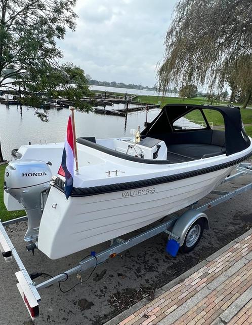 Valory 555 Honda 20 pk bwj 2022 nieuwstaat luxe opties