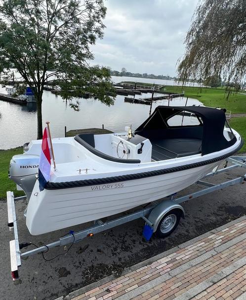 Valory 555 Honda 20pk 1 jaar oud nieuwstaat opties