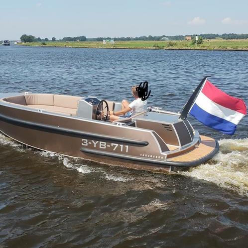 Van Vossen 600 Tender Sport Honda 40 pk chique sloep
