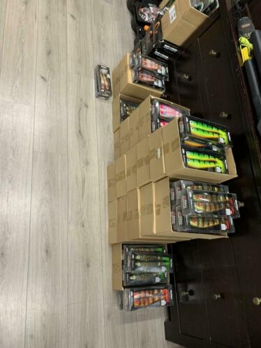 veel abu svartzonker mc pike kunstaas  21 en 25 cm