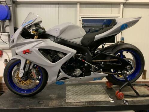 Veel Race onderdelen Suzuki GSXR 600 750 K6 K7 2006 07 GSX-R