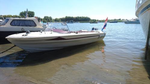 Vega 480 Speedboot met 30 PK Suzuki