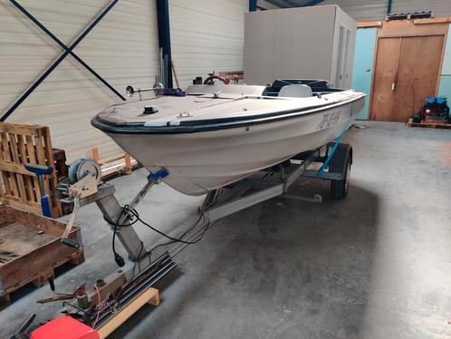 Vega 480 speedboot Volvo Penta B18 opknapper