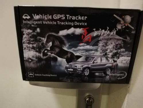 Vehicle GPS tracker