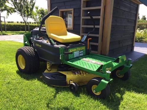 Veiling Zitmaaier John Deere Zero Turn Benzine (marge)