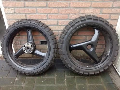 Velgen met offroad banden ducati 916 hypermotard etc