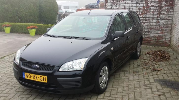 VERKOCHT Ford Focus 1.6 74KW Wagon 2005 Zwart VERKOCHT