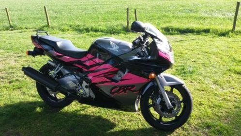 Verlaagde Honda CRB 600 Zwart-Roze