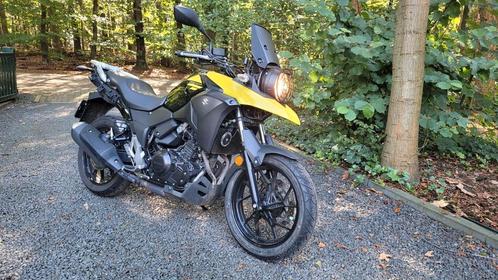 Verrassend snelle Suzuki dl 250 V-strom ABS nog geen 7300km