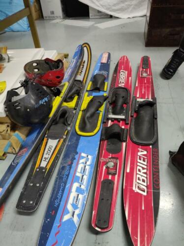 Verzameling waterski039s