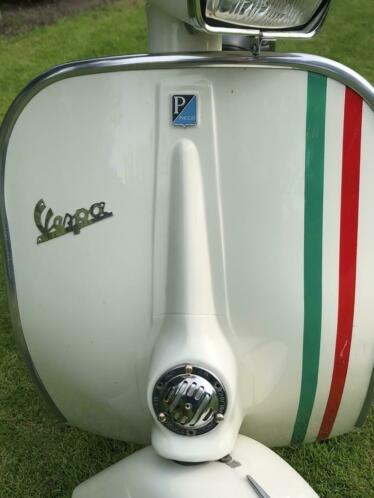 Vespa 100 cc Speciaal exemplaar