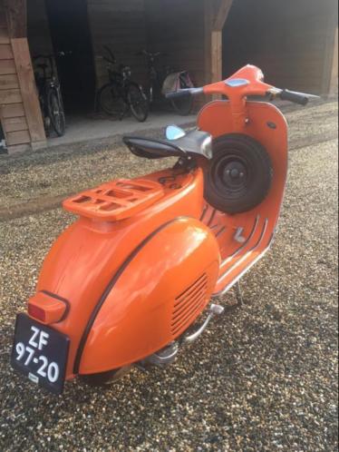 Vespa 125 cc, motor volledig gerestaureerd, orginele frame