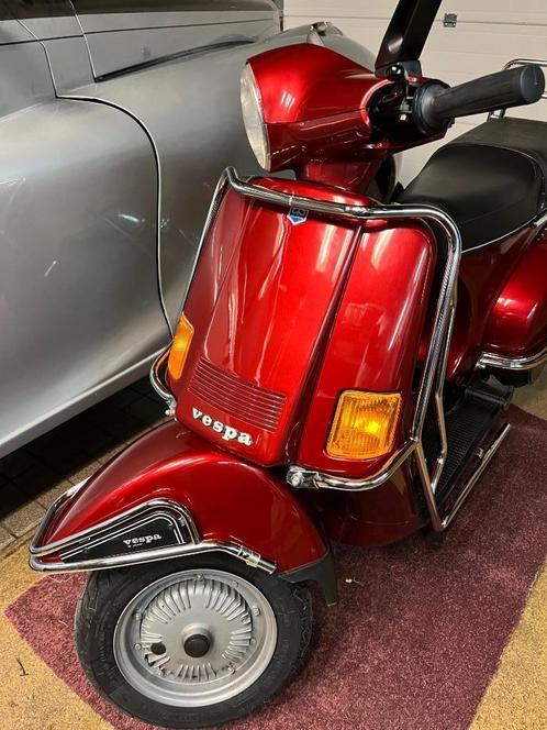 Vespa Cosa LX200 Nieuwstaat