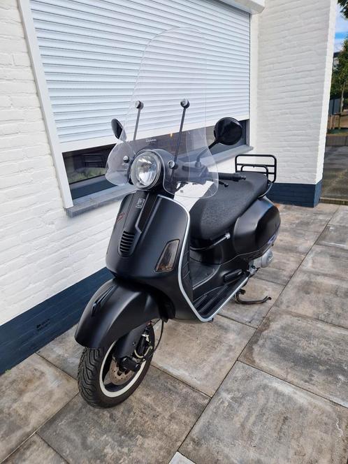 Vespa GTS 300 Super Sport