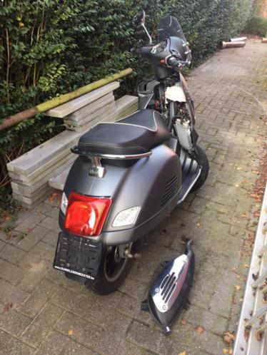 Vespa GTS supersport 300 ABS - ASR grey (accident)