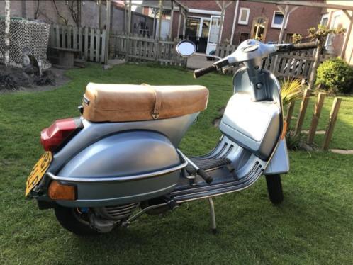 Vespa oldtimer P150X